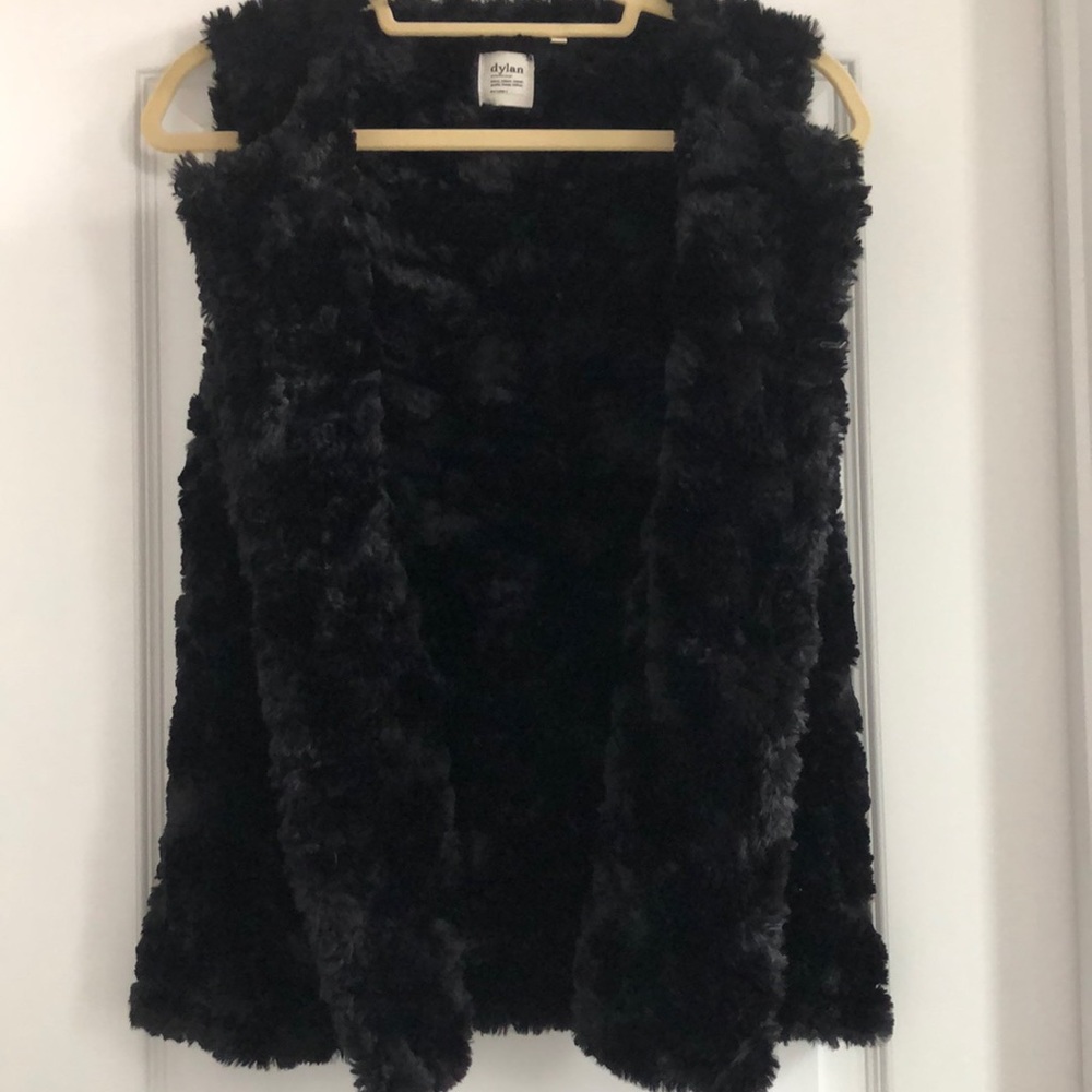 Dylan faux fur vest